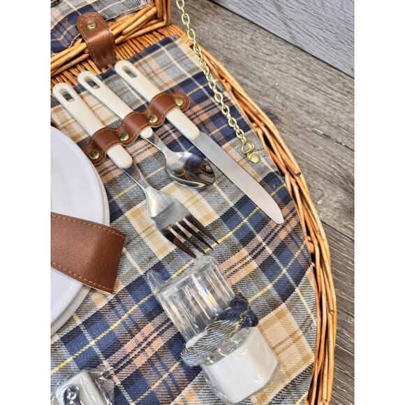 Vintage Wicker Picnic Basket Half Moon Shape Ceramic Plates Cutlery 18x14x8” - Picture 9 of 15